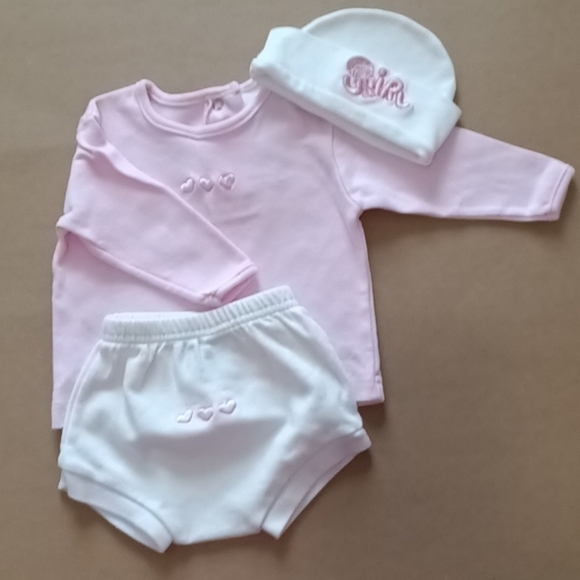 💗 Pink and white outfit by Sillie Phillie brand with hat 100% cotton 3-9 mo 💗 - Picture 1 of 15
